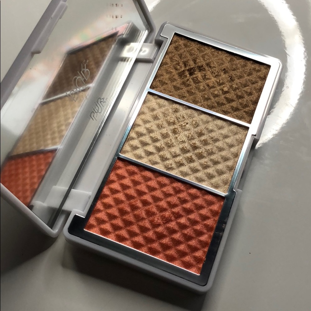 PÜR Bronze & Beighten Pallette